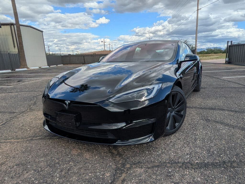 2023 TESLA Model S