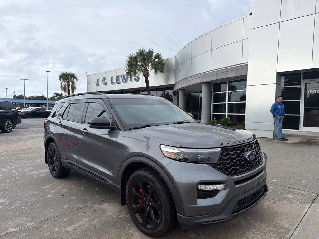 2023 FORD Explorer