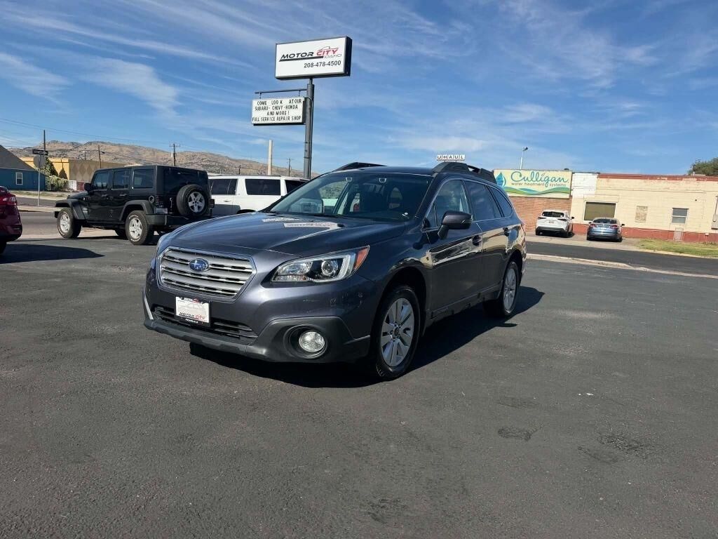 2017 SUBARU Outback