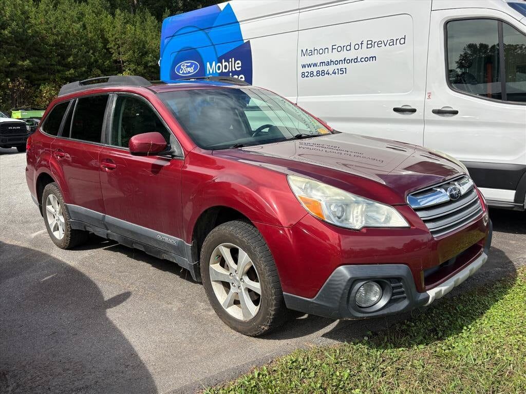 2014 SUBARU Outback