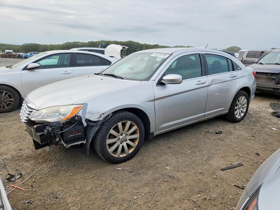 2011 CHRYSLER 200