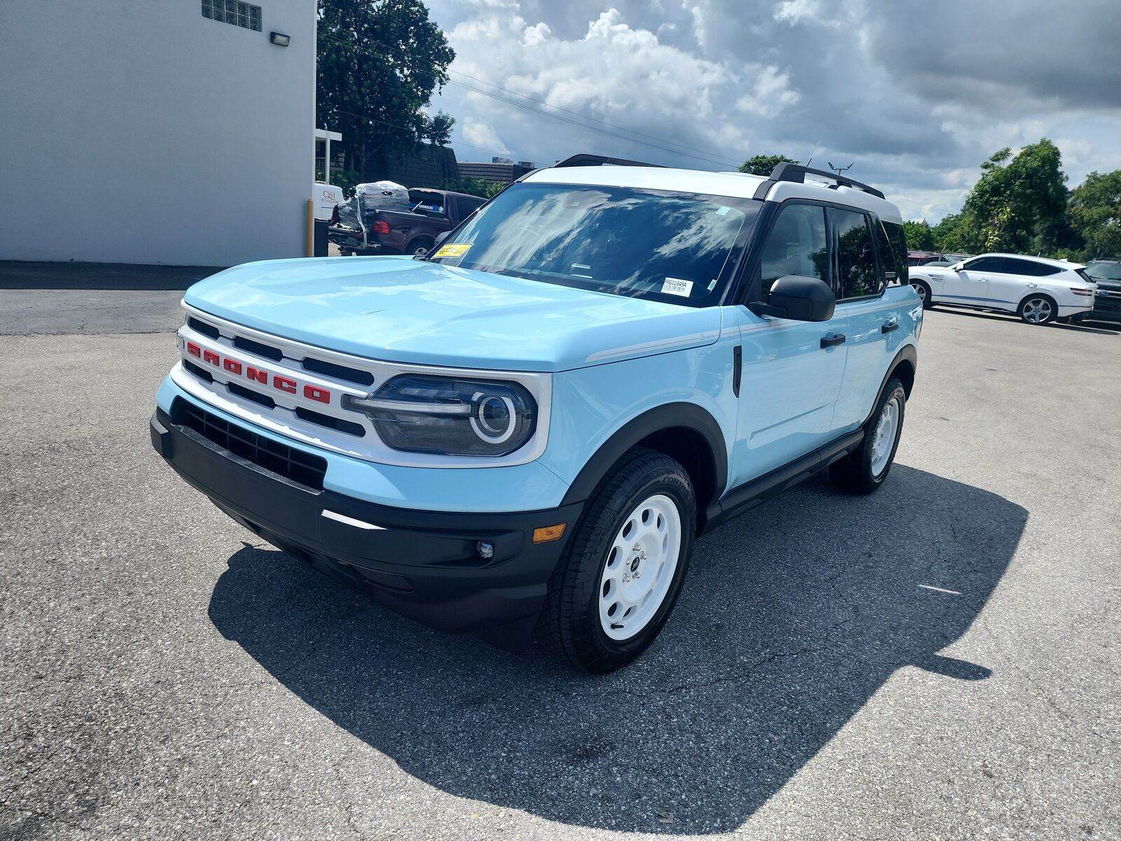 2023 FORD Bronco