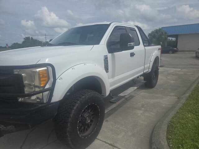 2017 FORD F-250