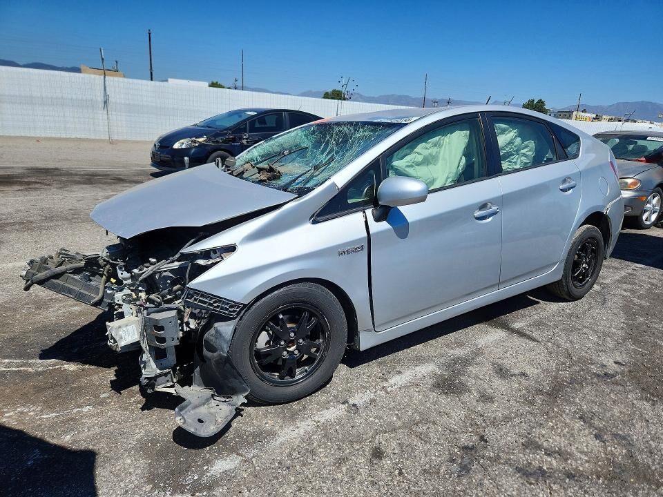 2015 TOYOTA PRIUS