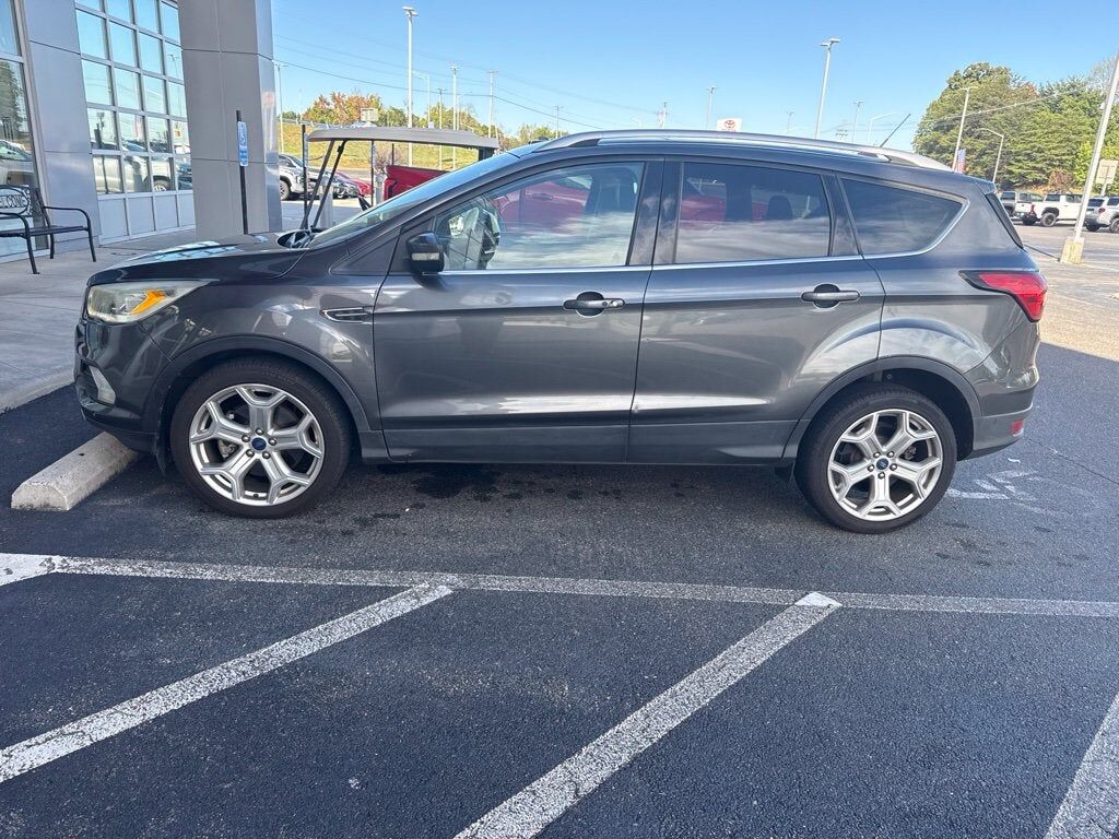 2019 FORD Escape