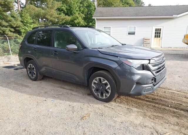 2025 SUBARU Forester