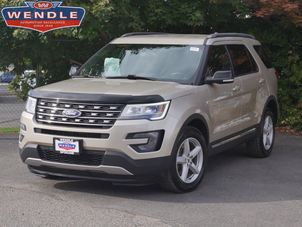 2017 FORD Explorer