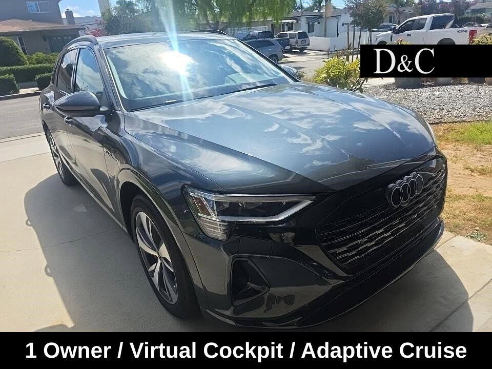 2024 AUDI Q8