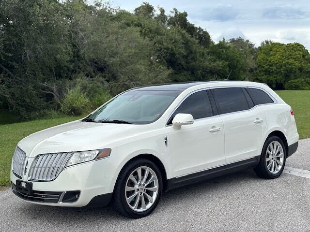 2012 LINCOLN MKT