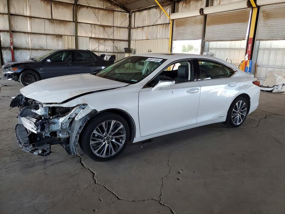 2020 LEXUS ES