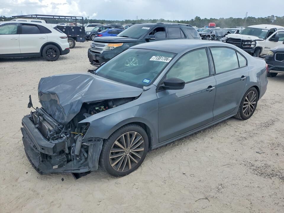 2016 VOLKSWAGEN Jetta