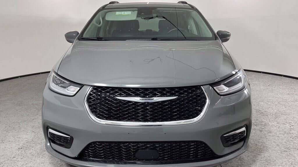 2022 CHRYSLER Pacifica