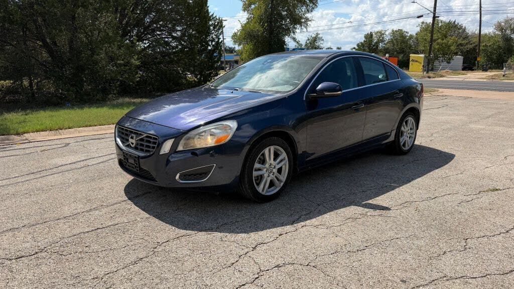 2013 VOLVO S60