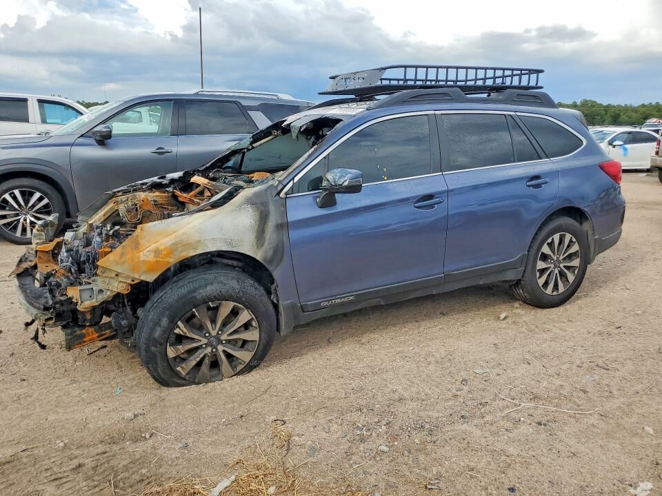 2017 SUBARU Outback