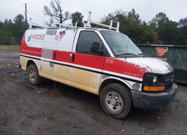 2011 CHEVROLET Express