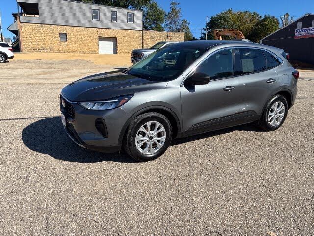 2023 FORD Escape