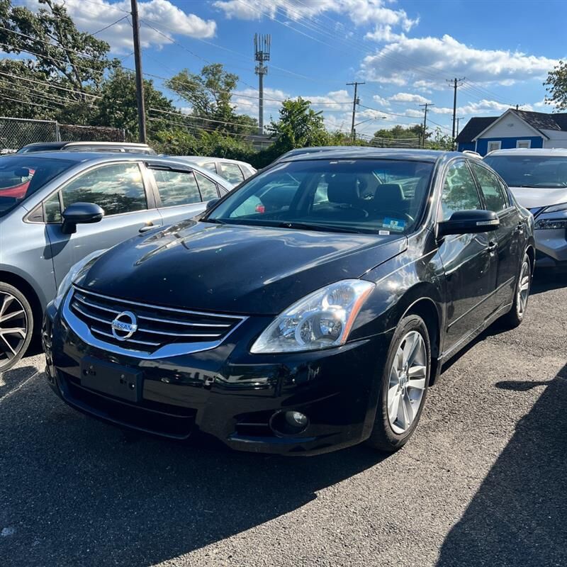 2012 NISSAN Altima