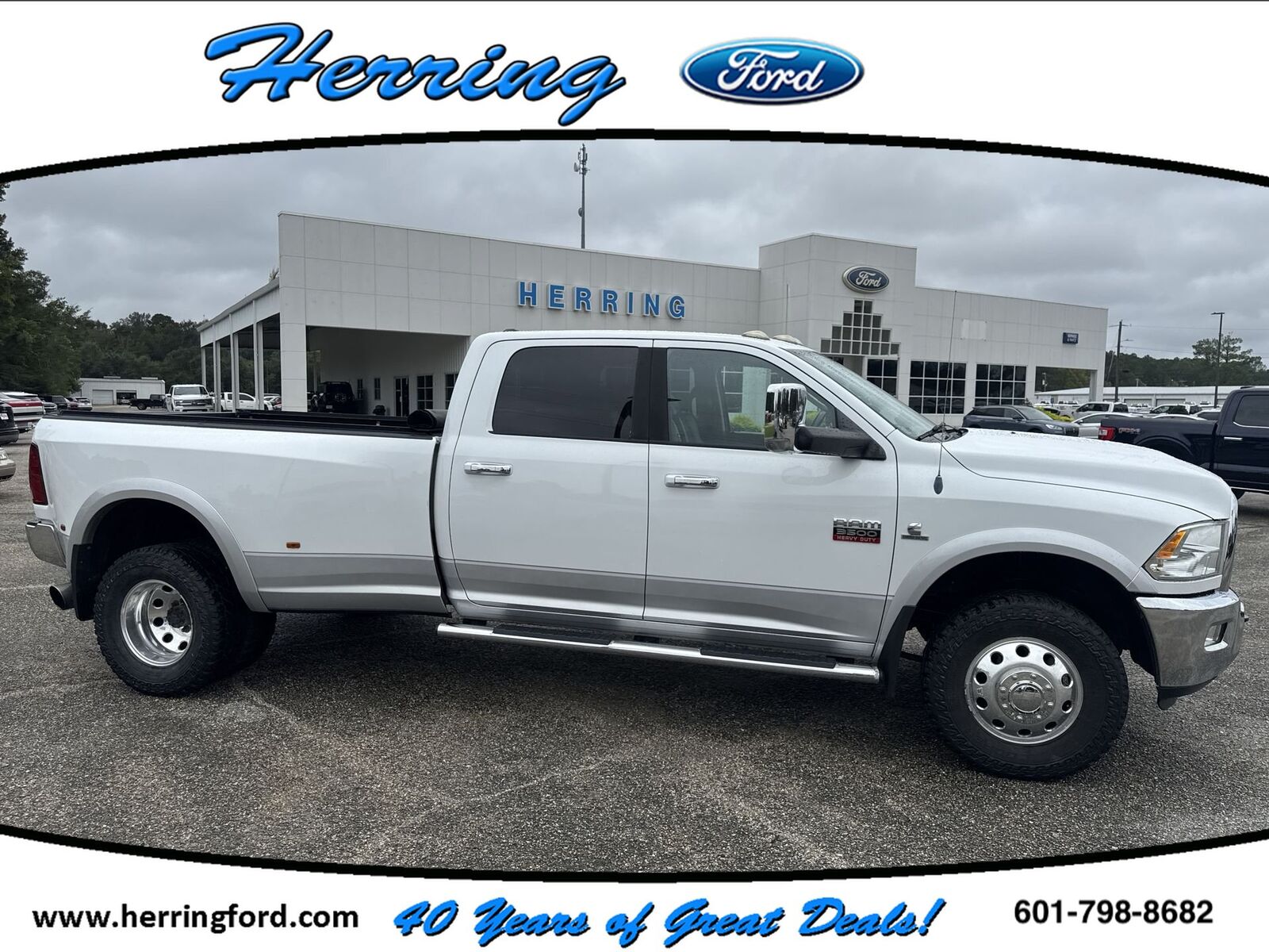 2012 DODGE Ram