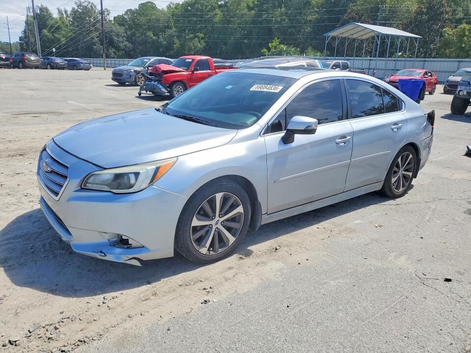 2017 SUBARU Legacy