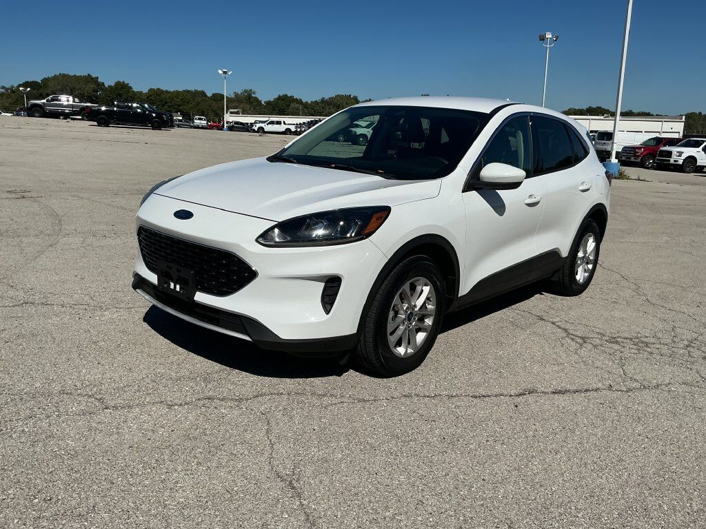 2020 FORD Escape