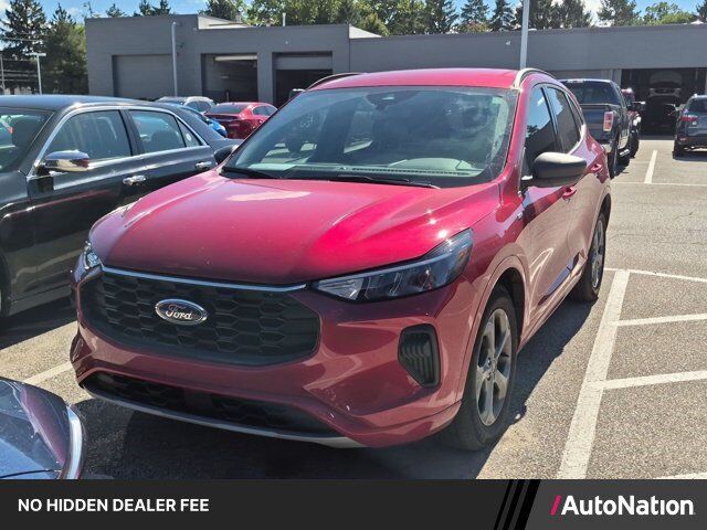 2023 FORD Escape