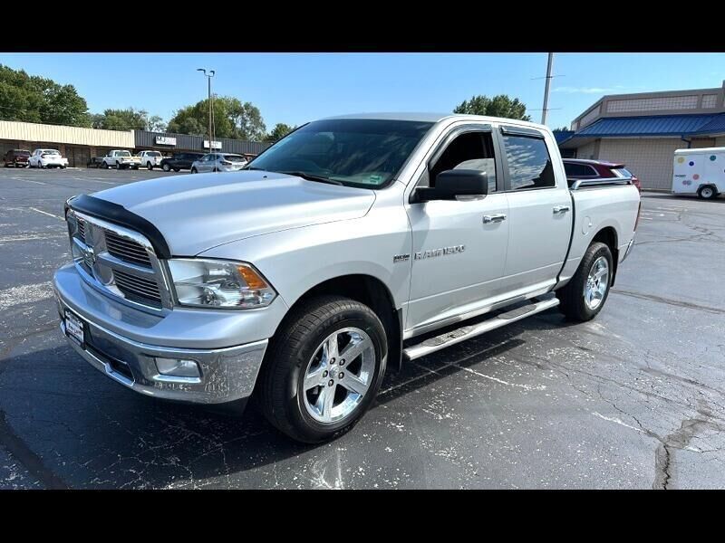 2011 DODGE Ram