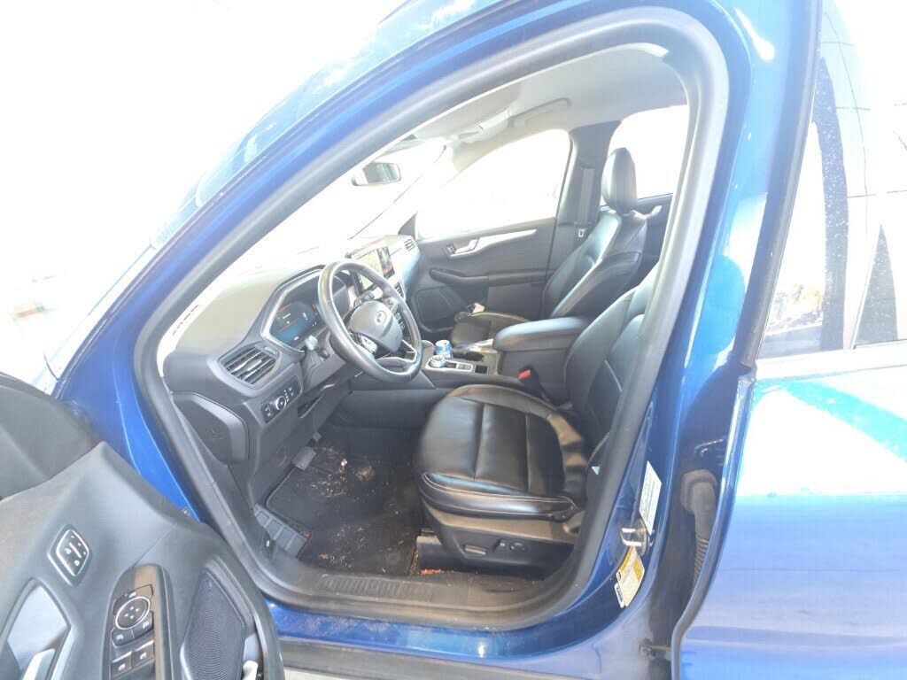 2023 FORD Escape