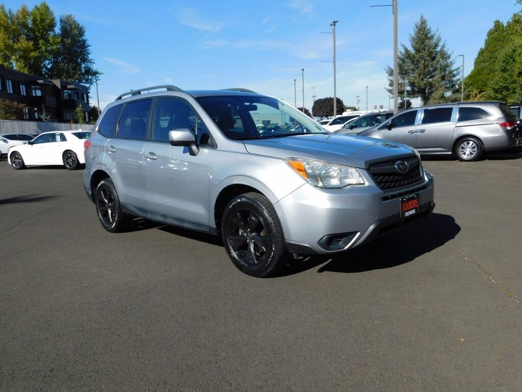 2015 SUBARU Forester