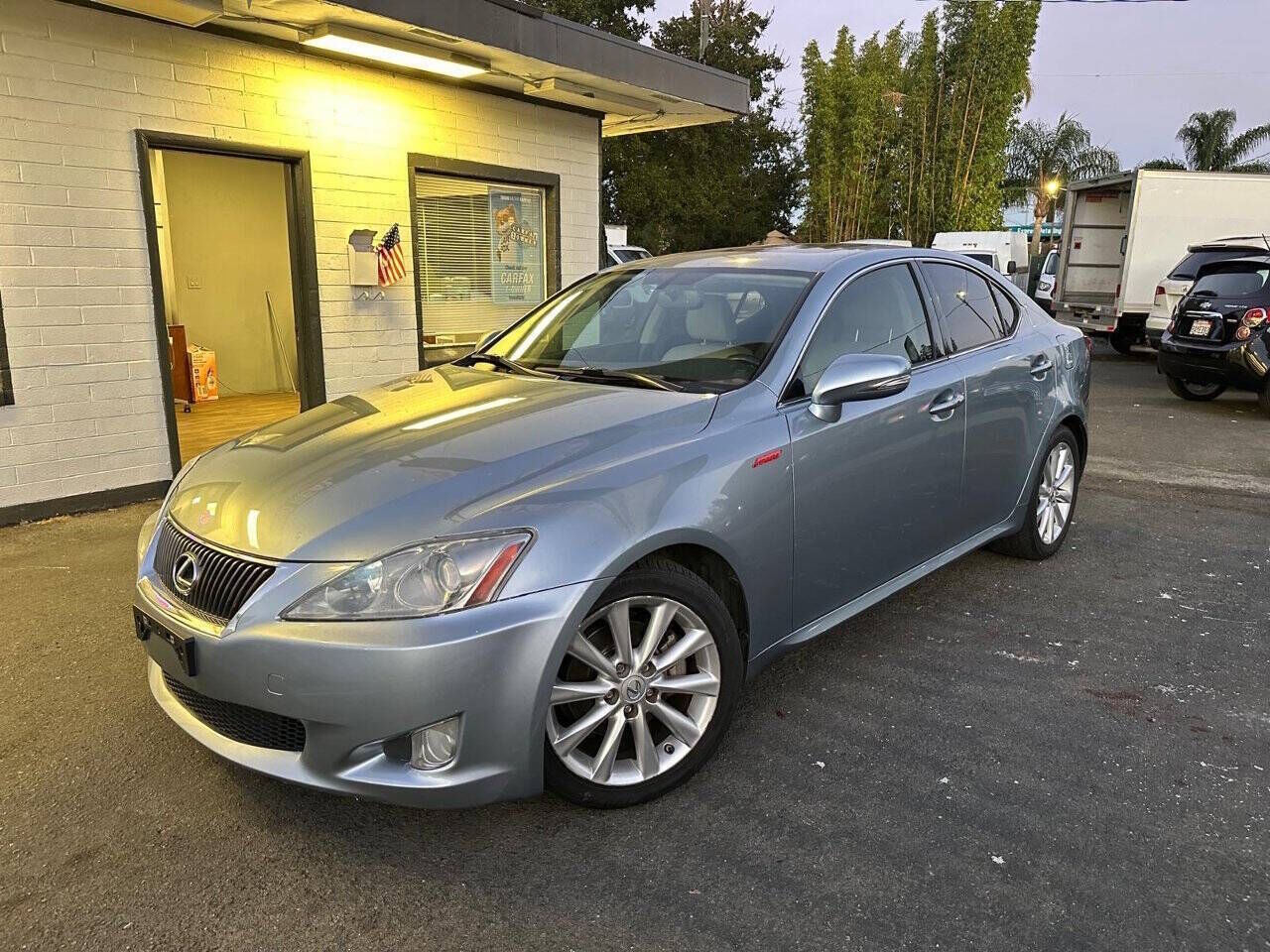 2010 LEXUS IS