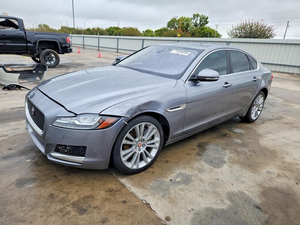 2020 JAGUAR XF