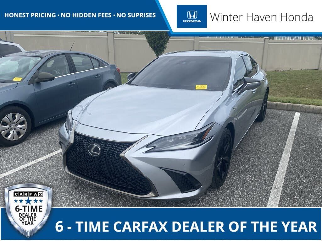 2022 LEXUS ES