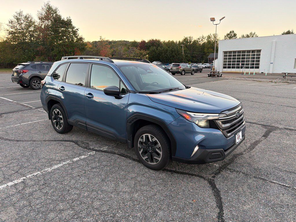 2025 SUBARU Forester