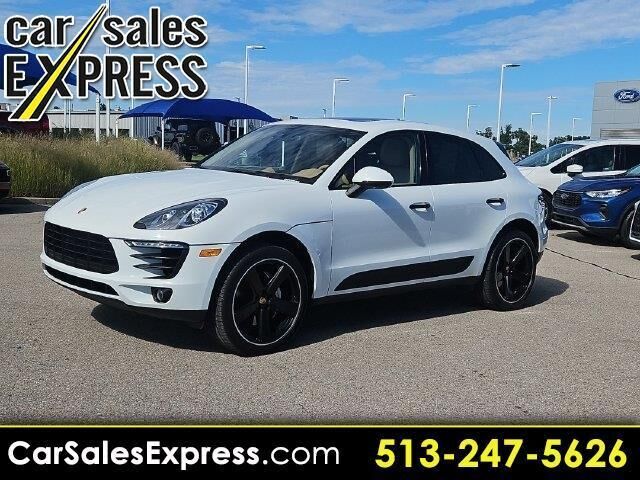 2016 PORSCHE Macan