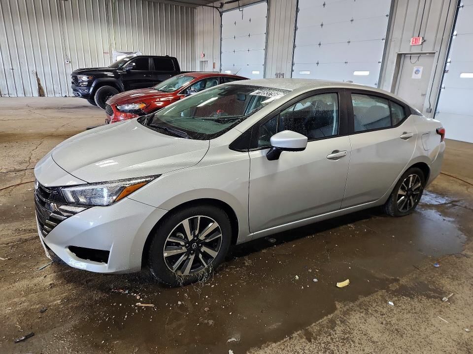 2025 NISSAN Versa