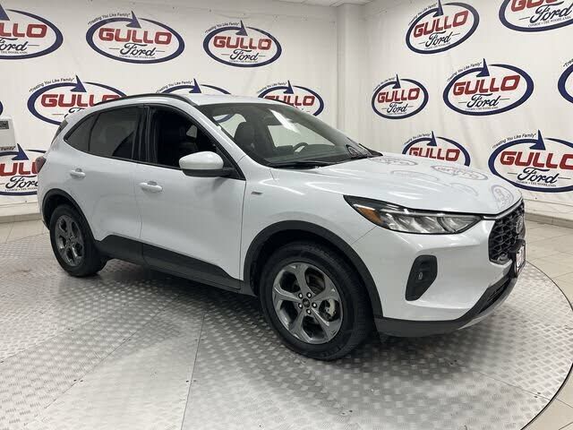 2025 FORD Escape