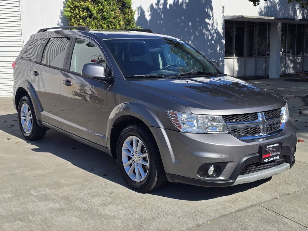 2013 DODGE Journey