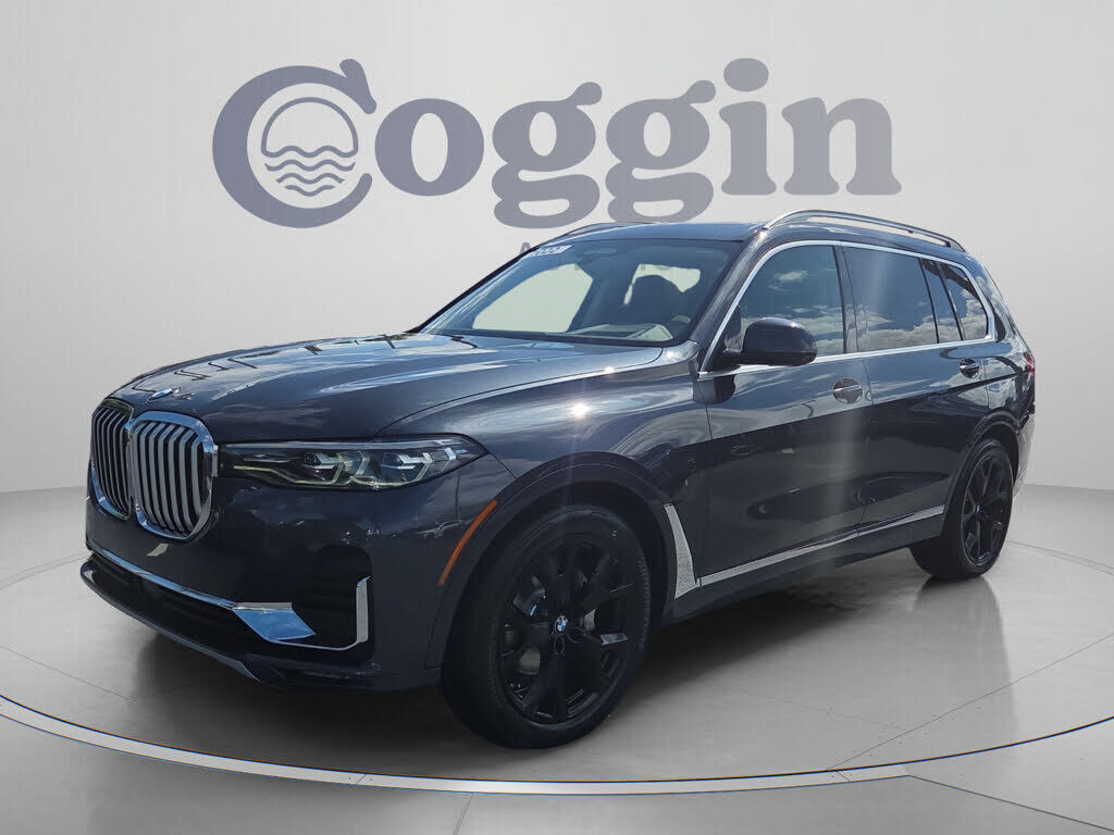2022 BMW X7
