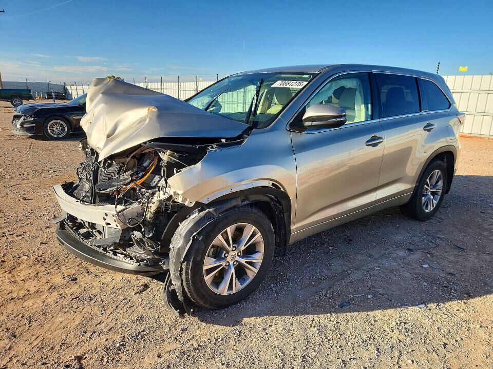 2015 TOYOTA Highlander