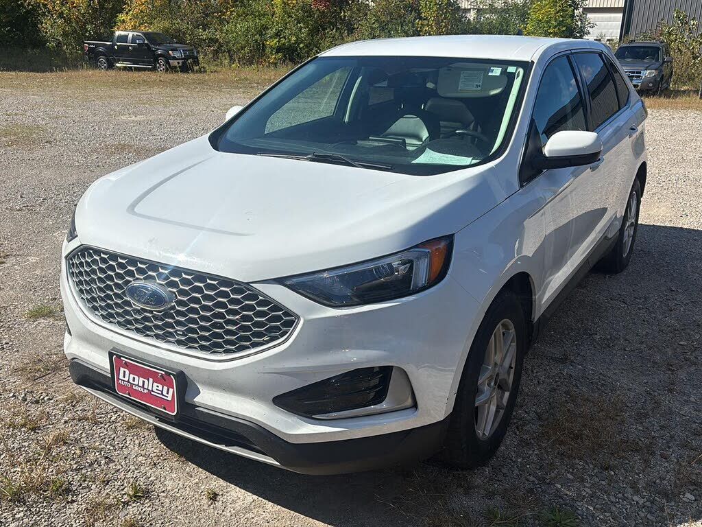 2024 FORD Edge