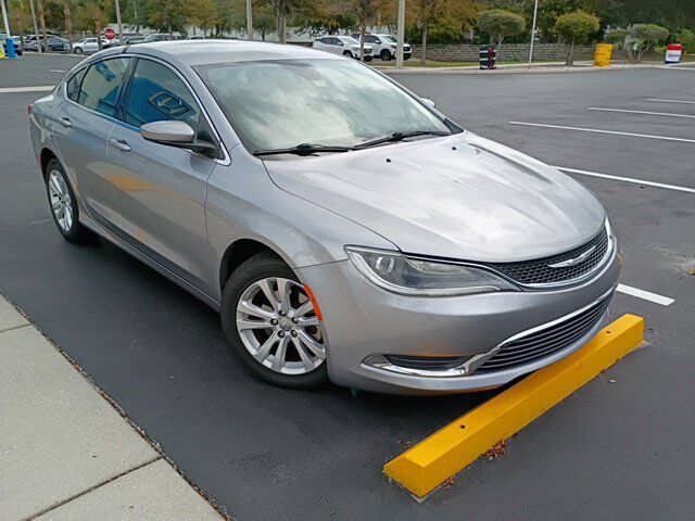 2015 CHRYSLER 200
