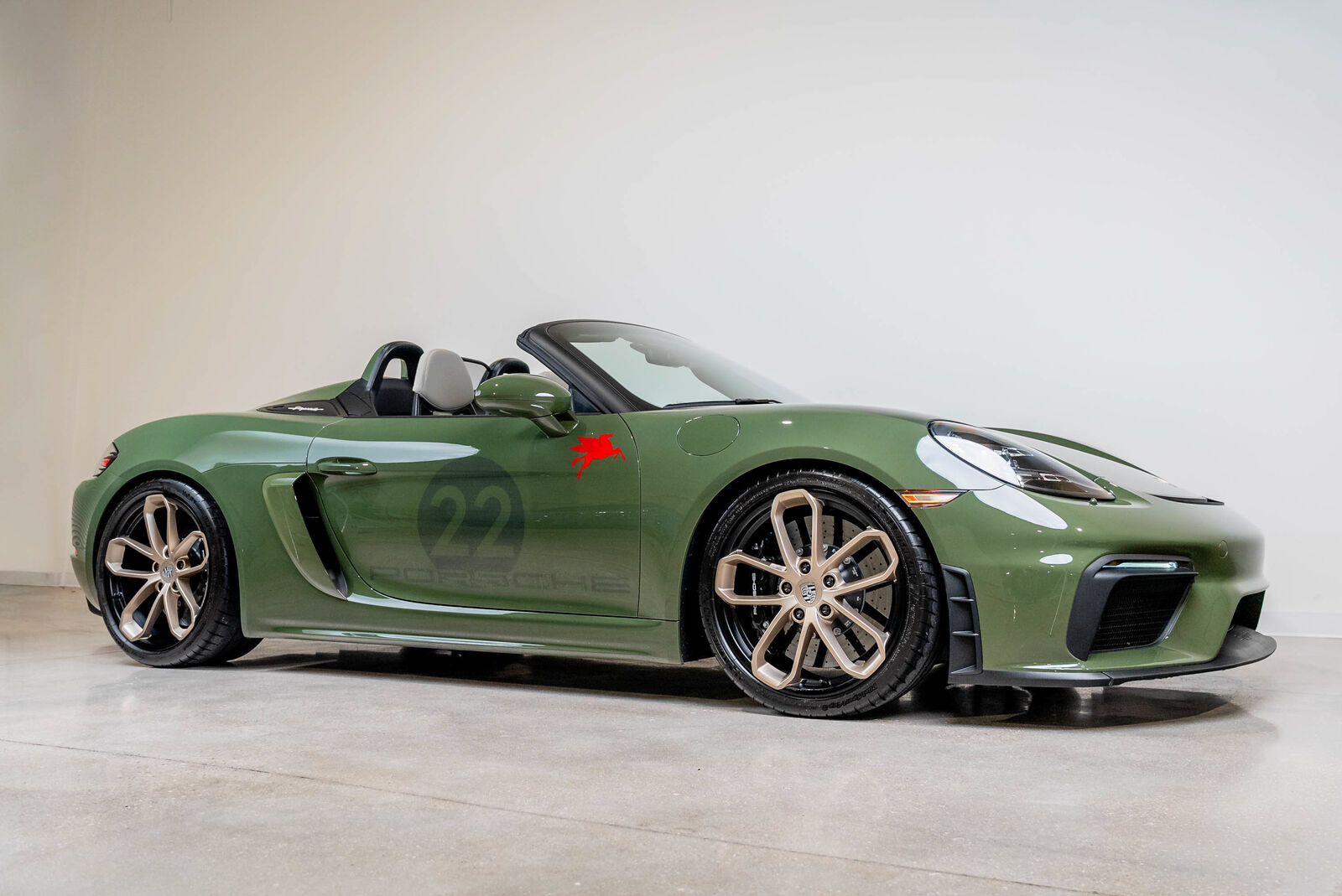 2022 PORSCHE 718
