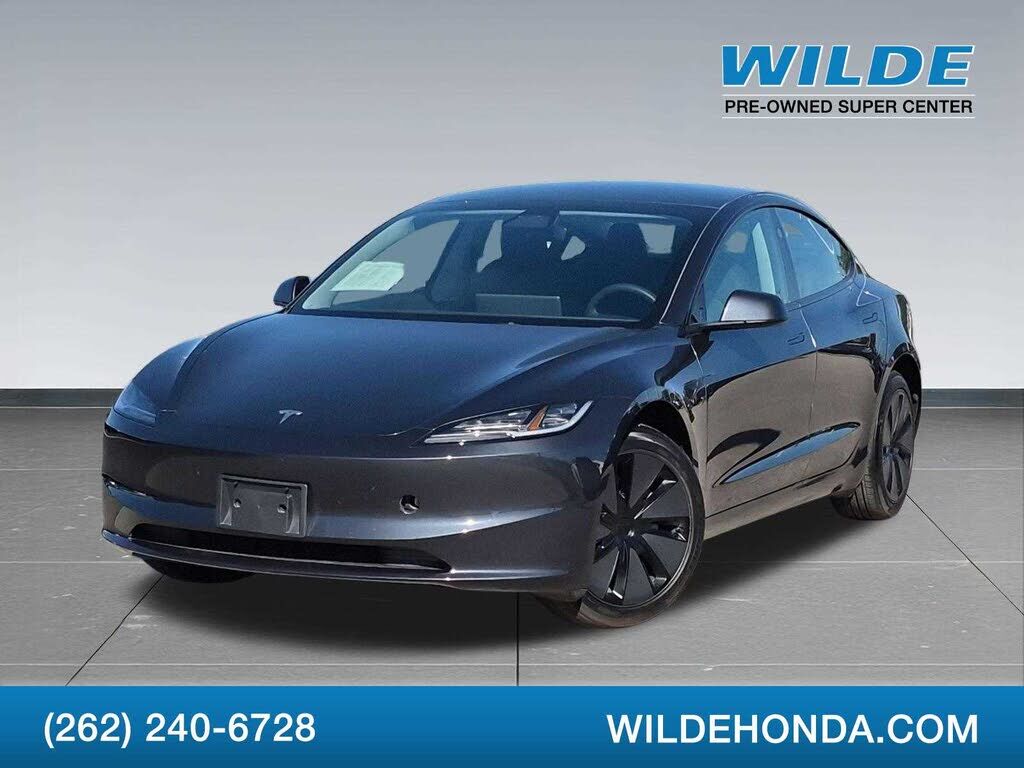 2025 TESLA Model 3