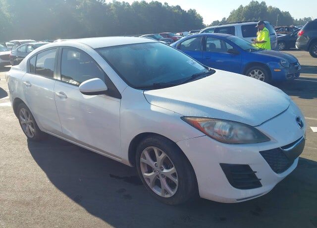 2010 MAZDA Mazda3