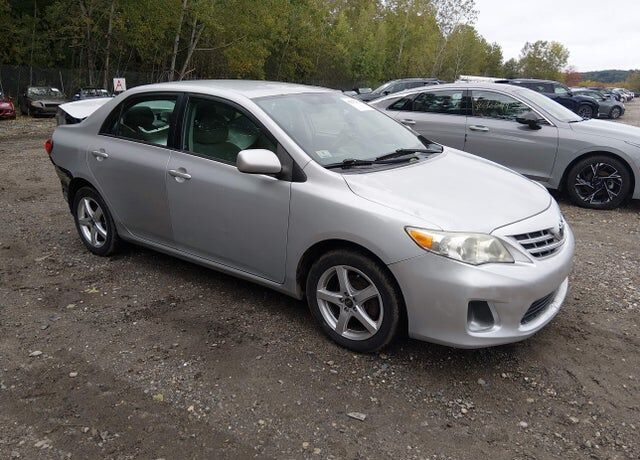 2013 TOYOTA Corolla