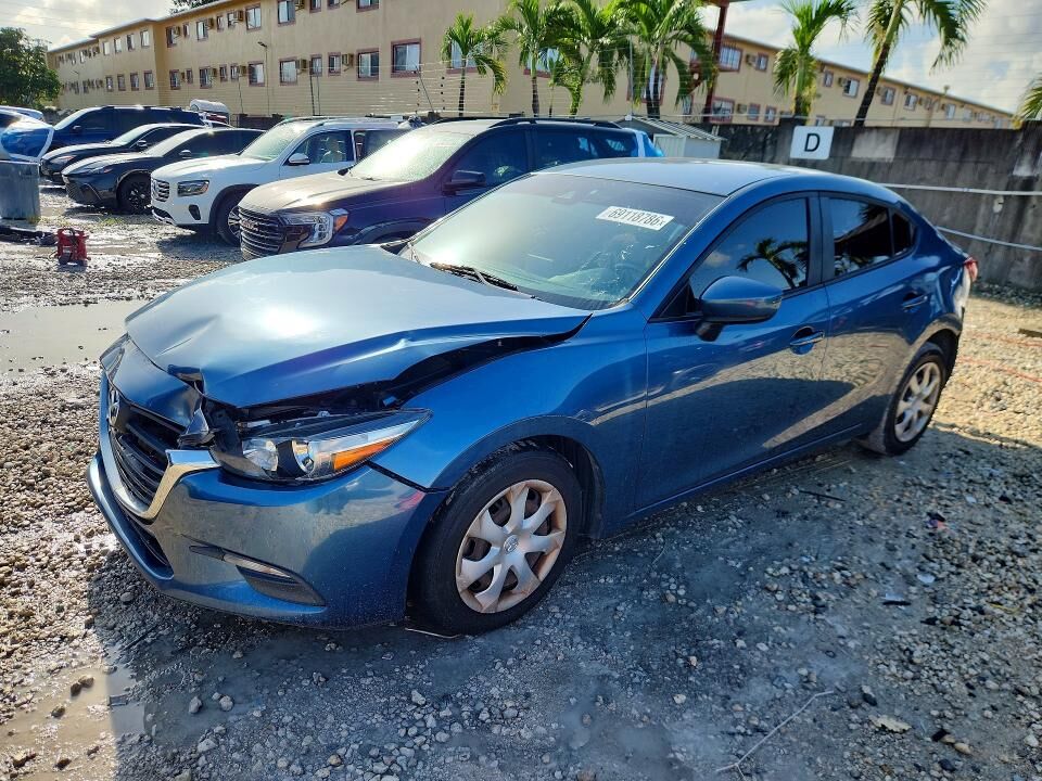 2018 MAZDA Mazda3