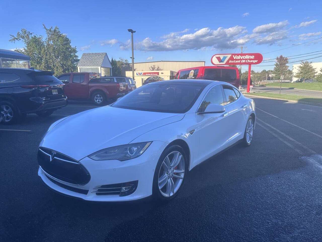 2015 TESLA Model S