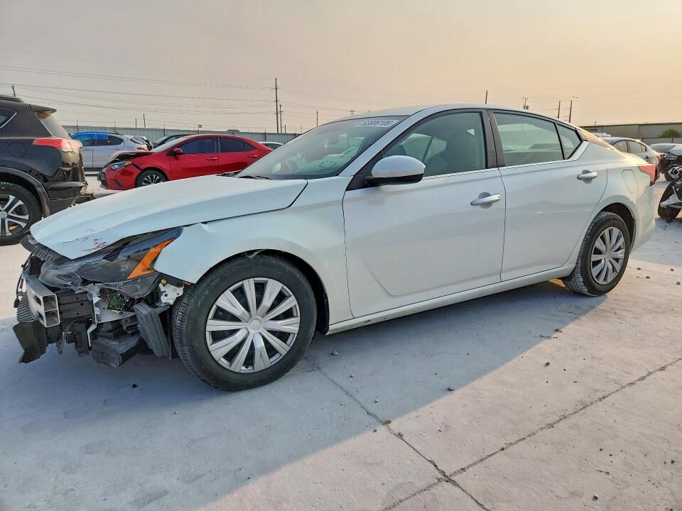 2023 NISSAN Altima