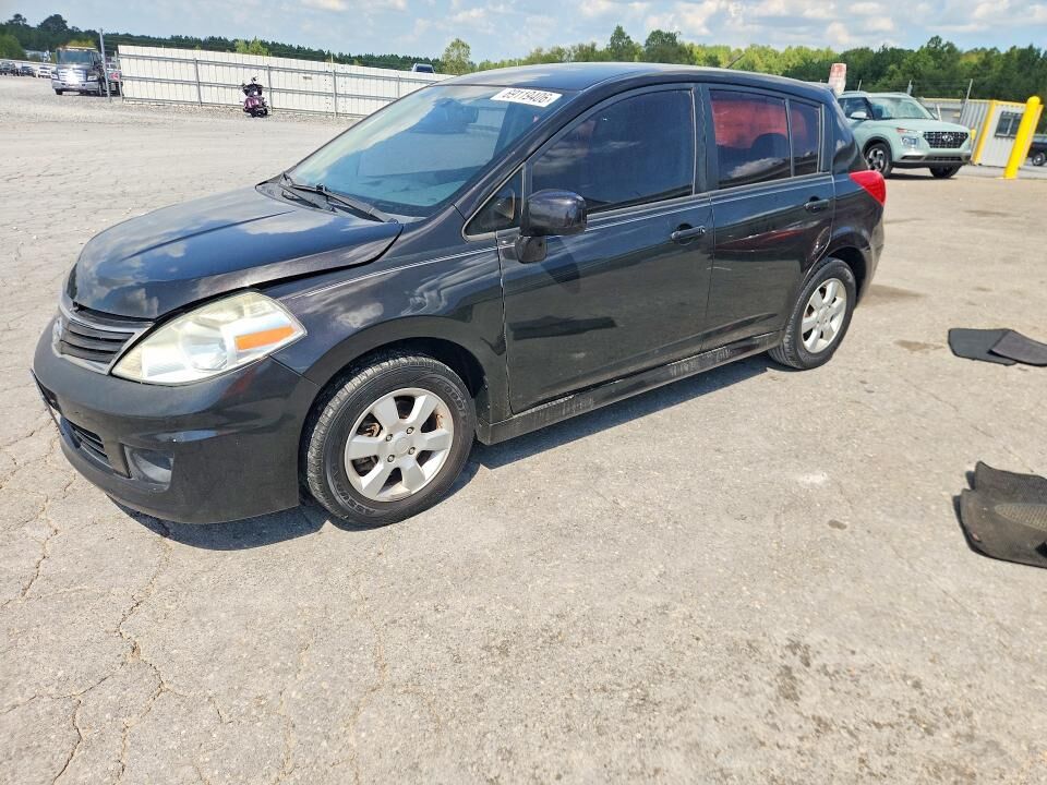 2010 NISSAN Versa