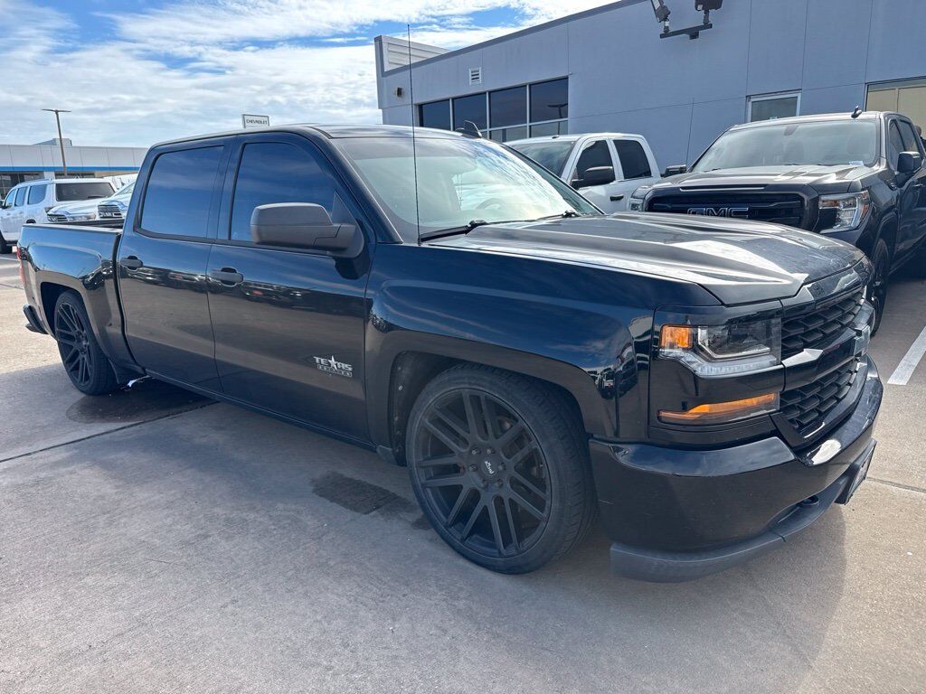 2018 CHEVROLET Silverado