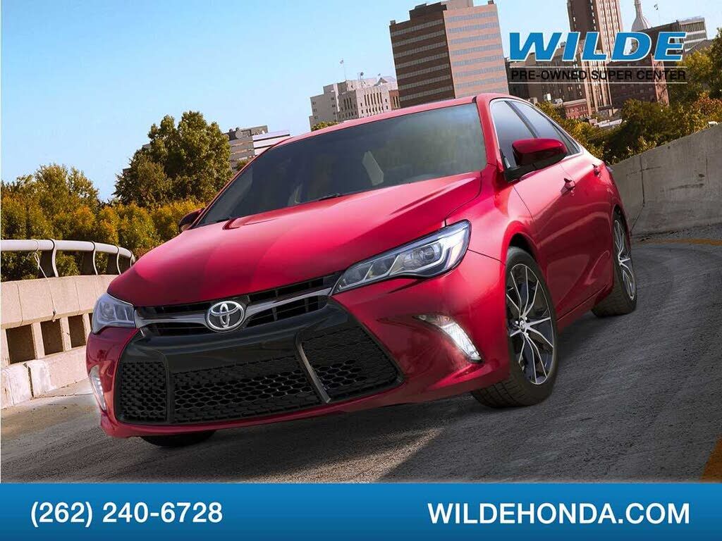 2015 TOYOTA Camry